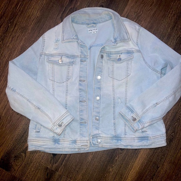 Ava & Viv Jackets & Blazers - Ava & VIV 1X Light Blue Denim Jacket with distressing